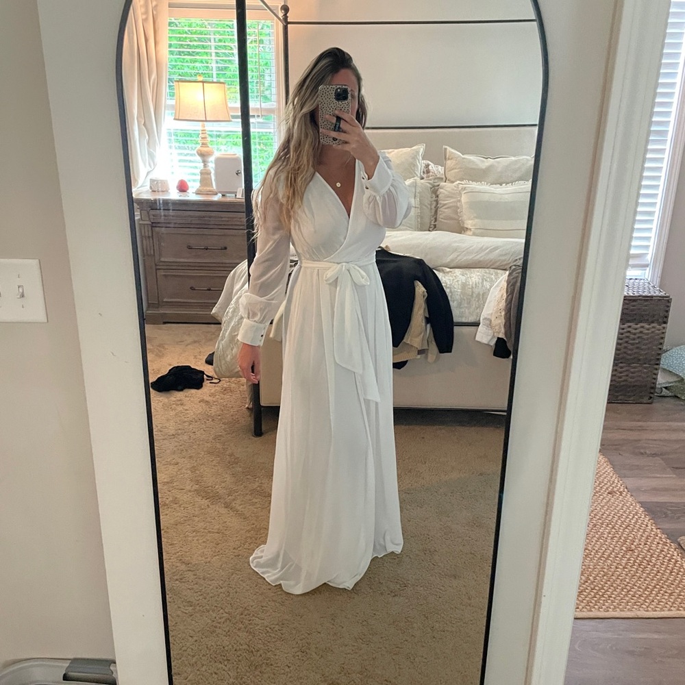 Elegant White Maxi Dress